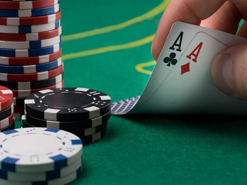 Thẻ rác trong Poker là gì? Cách chơi bài rác hiệu quả nhất