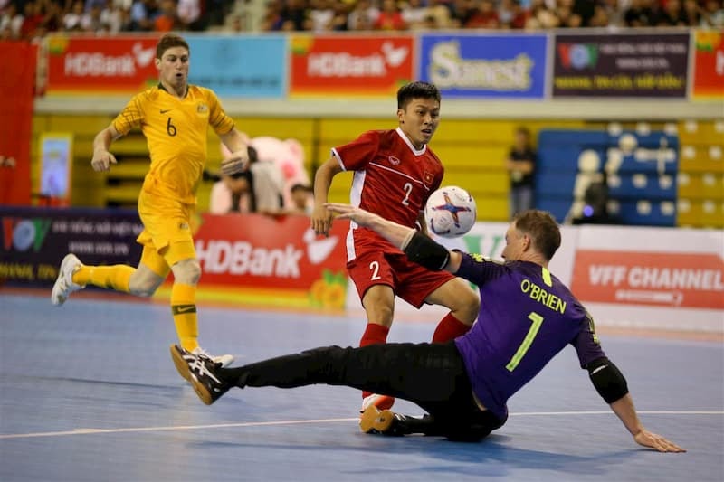 Giới thiệu Futsal là gì, sự khác biệt giữa Futsal và bóng đá sân cỏ - FCB88